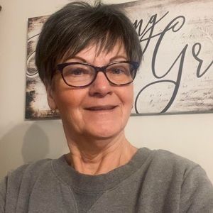 Meet your Posher, Jeanette